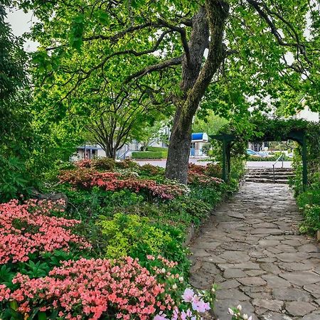Nesuto Leura Gardens Hotel Exterior photo